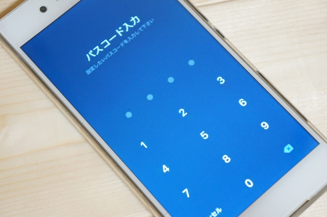 iPhoneには死後のパスワードロックから回避するために故人アカウント管理連絡先 があります
