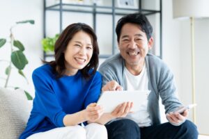 死後のサービスでトラブルを発生させないためには、生前に家族で話し合っておくことが大切です。